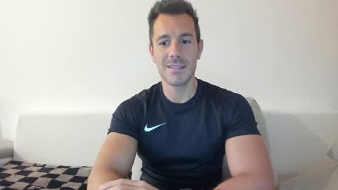 roberto4ever online show from 06-23-26, 04:10