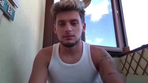 Roberto online show from 09-22-25, 08:49