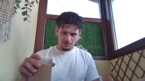 Roberto online show from 05-13-26, 09:28