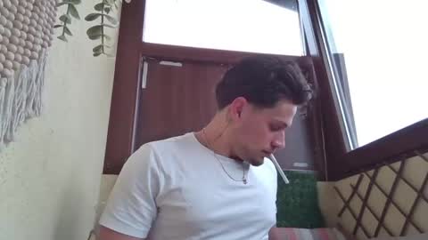 Roberto online show from 05-21-26, 06:09