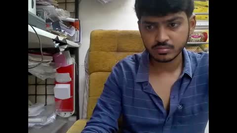 Snapshot of robertsalia220 chatting on 09-17-25, 08:27 Robertsalia online show from 09-17-25, 08:27