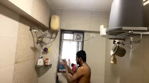 Snapshot of robertsalia220 chatting on 10-08-25, 04:43 Robertsalia online show from 10-08-25, 04:43