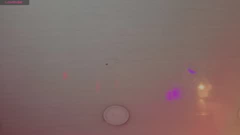 Snapshot of robin_bennett_ chatting on 07-08-26, 12:42 robin_bennett_ online show from 07-08-26, 12:42