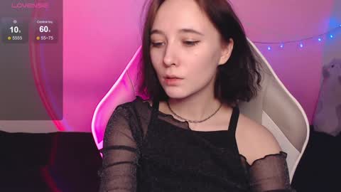 Snapshot of robin_yours chatting on 01-10-25, 04:41 Robin your online show from 01-10-25, 04:41