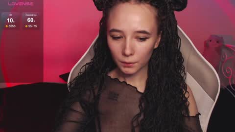 Snapshot of robin_yours chatting on 01-26-25, 12:11 Robin your online show from 01-26-25, 12:11