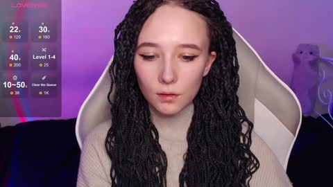 Snapshot of robin_yours chatting on 02-05-25, 06:13 Robin your online show from 02-05-25, 06:13