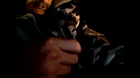 R online show from 02-24-25, 02:40