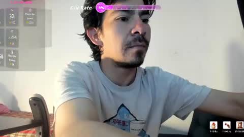 Snapshot of robindominique chatting on 07-08-26, 11:20 Robin online show from 07-08-26, 11:20