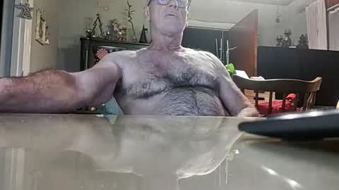 robke1966 online show from 12-22-25, 07:16