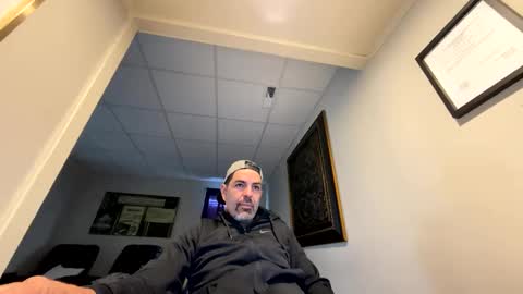 roblatino12 online show from 02-17-25, 03:20