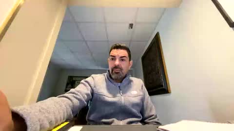 roblatino12 online show from 11-04-25, 03:33