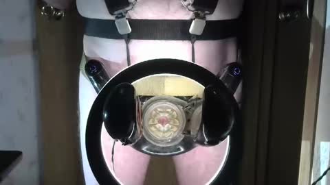 Snapshot of robodickmilker chatting on 12-29-24, 06:49 Robodickmilker online show from 12-29-24, 06:49