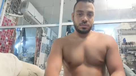 Snapshot of robotjojo1888 chatting on 03-26-26, 03:56 cazador 99 online show from 03-26-26, 03:56