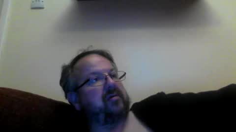 Snapshot of robx32 chatting on 01-06-25, 01:09 Rob online show from 01-06-25, 01:09