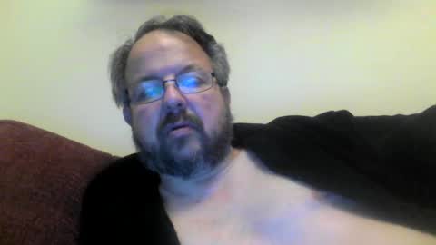 Snapshot of robx32 chatting on 01-08-25, 09:42 Rob online show from 01-08-25, 09:42