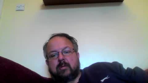 Snapshot of robx32 chatting on 01-10-25, 01:09 Rob online show from 01-10-25, 01:09