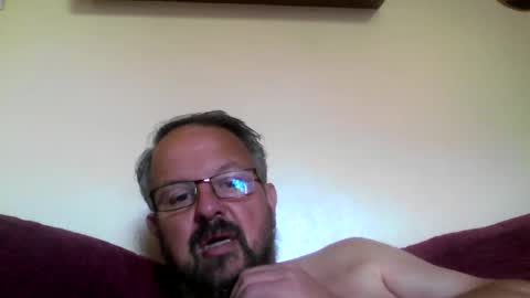 Snapshot of robx32 chatting on 09-13-25, 01:55 Rob online show from 09-13-25, 01:55