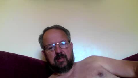 Snapshot of robx32 chatting on 09-19-25, 10:38 Rob online show from 09-19-25, 10:38