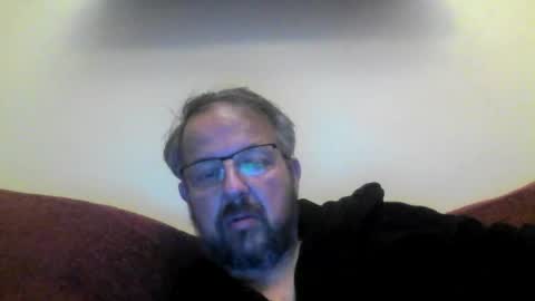 Snapshot of robx32 chatting on 10-12-25, 09:14 Rob online show from 10-12-25, 09:14