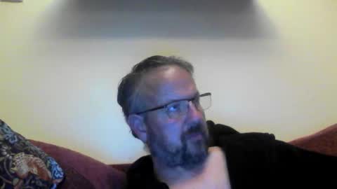 Snapshot of robx32 chatting on 10-13-25, 08:09 Rob online show from 10-13-25, 08:09