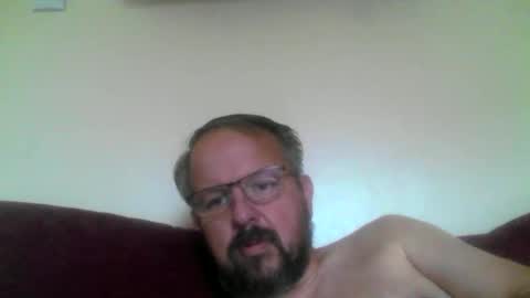 Snapshot of robx32 chatting on 10-21-25, 11:55 Rob online show from 10-21-25, 11:55