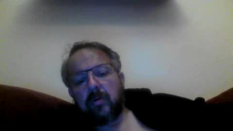 Snapshot of robx32 chatting on 10-31-25, 11:06 Rob online show from 10-31-25, 11:06