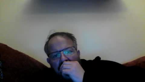 Snapshot of robx32 chatting on 11-16-25, 10:59 Rob online show from 11-16-25, 10:59