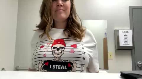 robyn6869 online show from 02-10-25, 02:19