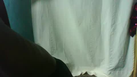 Snapshot of rocardo1510 chatting on 02-21-25, 01:22 rocardo1510 online show from 02-21-25, 01:22