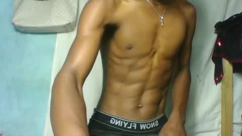 Snapshot of rocardo1510 chatting on 03-08-25, 09:28 rocardo1510 online show from 03-08-25, 09:28