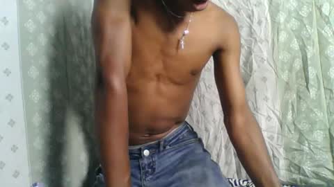 Snapshot of rocardo1510 chatting on 09-17-25, 07:04 rocardo1510 online show from 09-17-25, 07:04