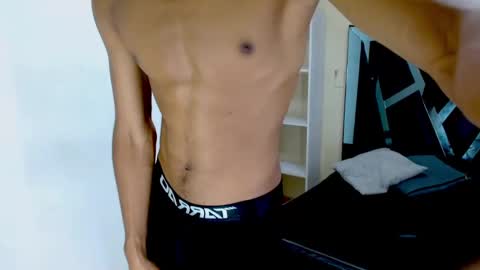 ROCCO  online show from 09-18-25, 07:49
