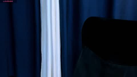 rocco_santos online show from 10-21-25, 01:28