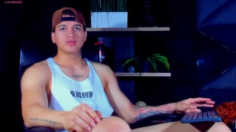 rocco_santos online show from 04-15-26, 06:37