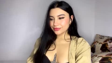 Samantha Estephania  online show from 02-01-25, 12:40