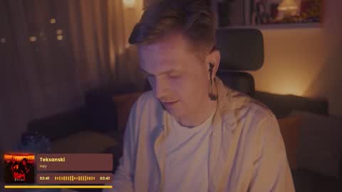 Rocket Bunny online show from 10-01-25, 05:41