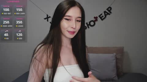 rocketsgirl online show from 01-19-25, 05:48