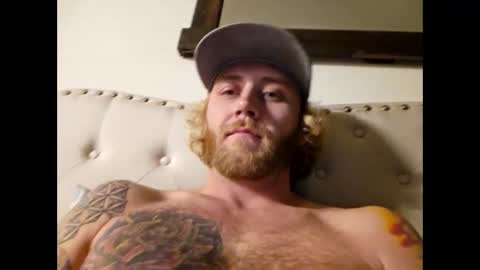 Snapshot of rockhardsurfers chatting on 02-12-25, 02:03 rockhardsurfers online show from 02-12-25, 02:03