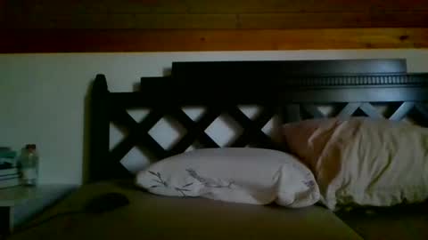 Mick online show from 01-01-25, 01:16