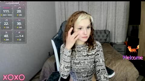 Snapshot of rocky_foxy chatting on 12-18-24, 01:05 Rockel online show from 12-18-24, 01:05