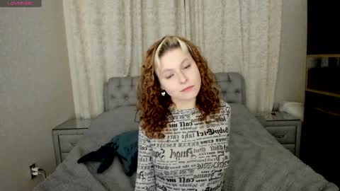 Snapshot of rocky_foxy chatting on 02-02-25, 10:39 Rockel online show from 02-02-25, 10:39