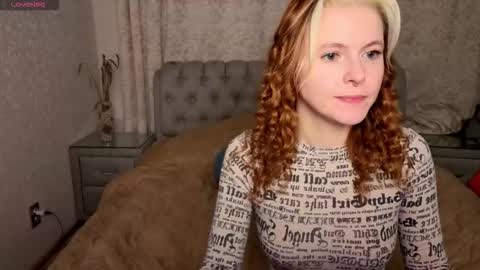 Snapshot of rocky_foxy chatting on 10-28-25, 09:28 Rockel online show from 10-28-25, 09:28