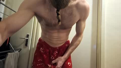 Snapshot of roddeep69 chatting on 02-01-25, 01:41 roddeep69 online show from 02-01-25, 01:41