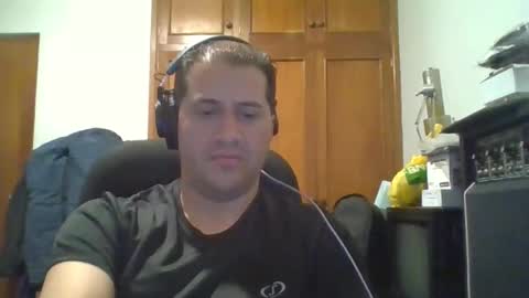 Snapshot of rodfer chatting on 12-18-25, 09:04 Rodfer online show from 12-18-25, 09:04