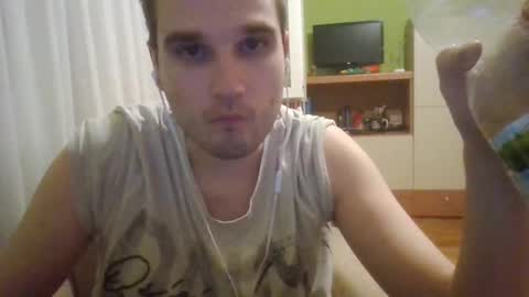 Snapshot of rodgerdonger chatting on 09-09-25, 01:16 Rodger Donger online show from 09-09-25, 01:16