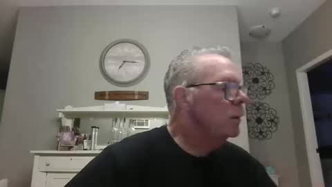 Snapshot of rodied chatting on 10-11-25, 02:15 rodied online show from 10-11-25, 02:15