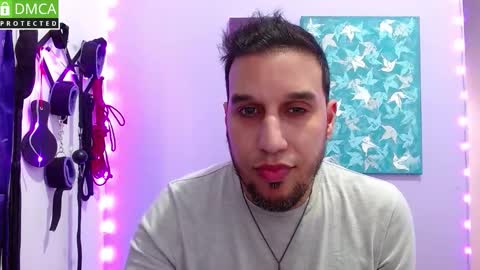 Thiago independent model online show from 09-21-25, 10:00