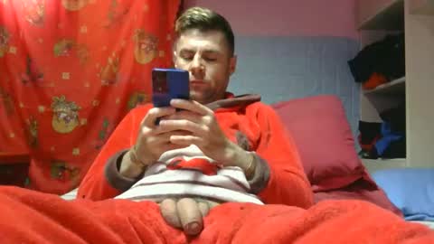 Snapshot of rogobeteilie chatting on 03-07-26, 10:01 Banderas online show from 03-07-26, 10:01