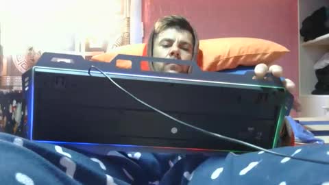 Snapshot of rogobeteilie chatting on 03-18-26, 09:12 Banderas online show from 03-18-26, 09:12