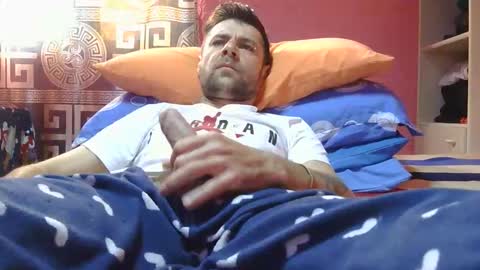 Snapshot of rogobeteilie chatting on 03-20-26, 07:13 Banderas online show from 03-20-26, 07:13